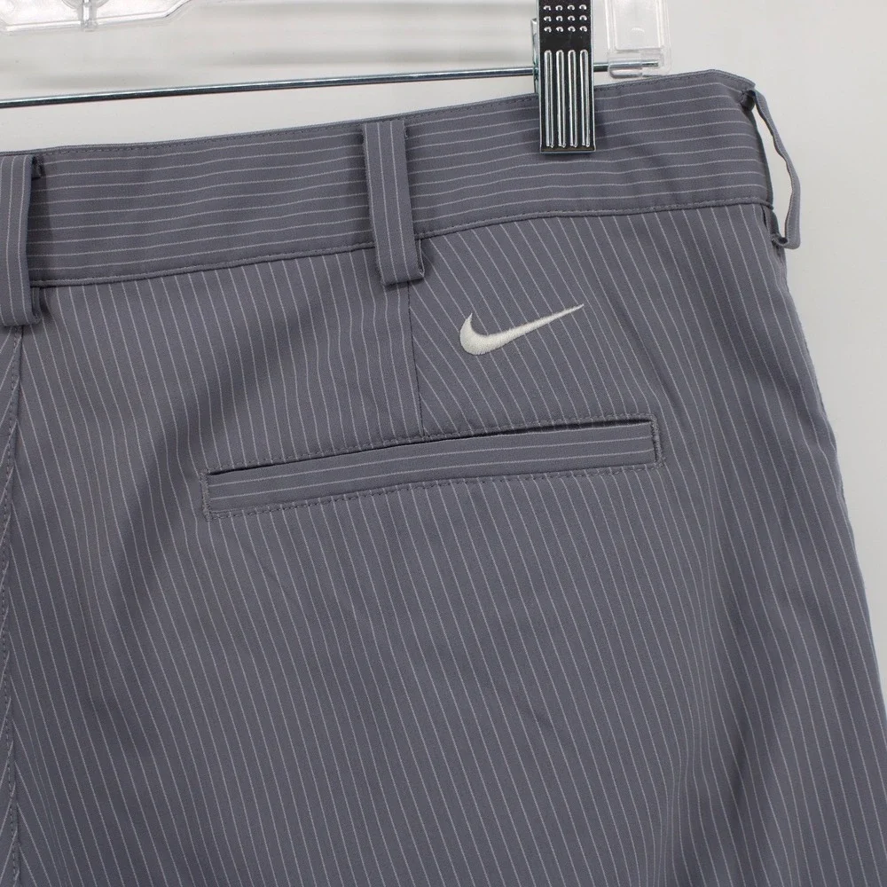 Nike Golf Pants Mens 34x30 Grey Dri-FIT Pinstripe Flat Front Trousers 335936-065
